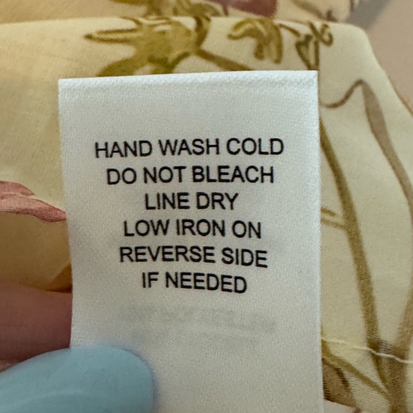 Bailey/44 Semi Sheer Lyocell Floral Blouse Puff Sleeve Size M - Picture 3 of 8